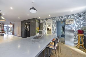 Photo 6- click for photo gallery